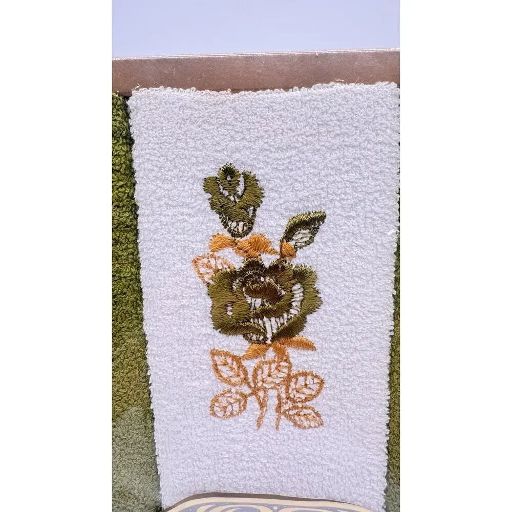 VTG MCM Royal Terry Avocado Floral Hostess Towel Set Made In USA Sealed